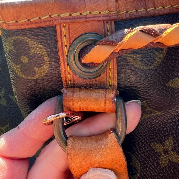 Louis Vuitton noe bucket bag - Picture 12 of 16